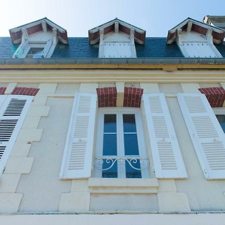 Villa Clarisse Deauville Eksteriør billede